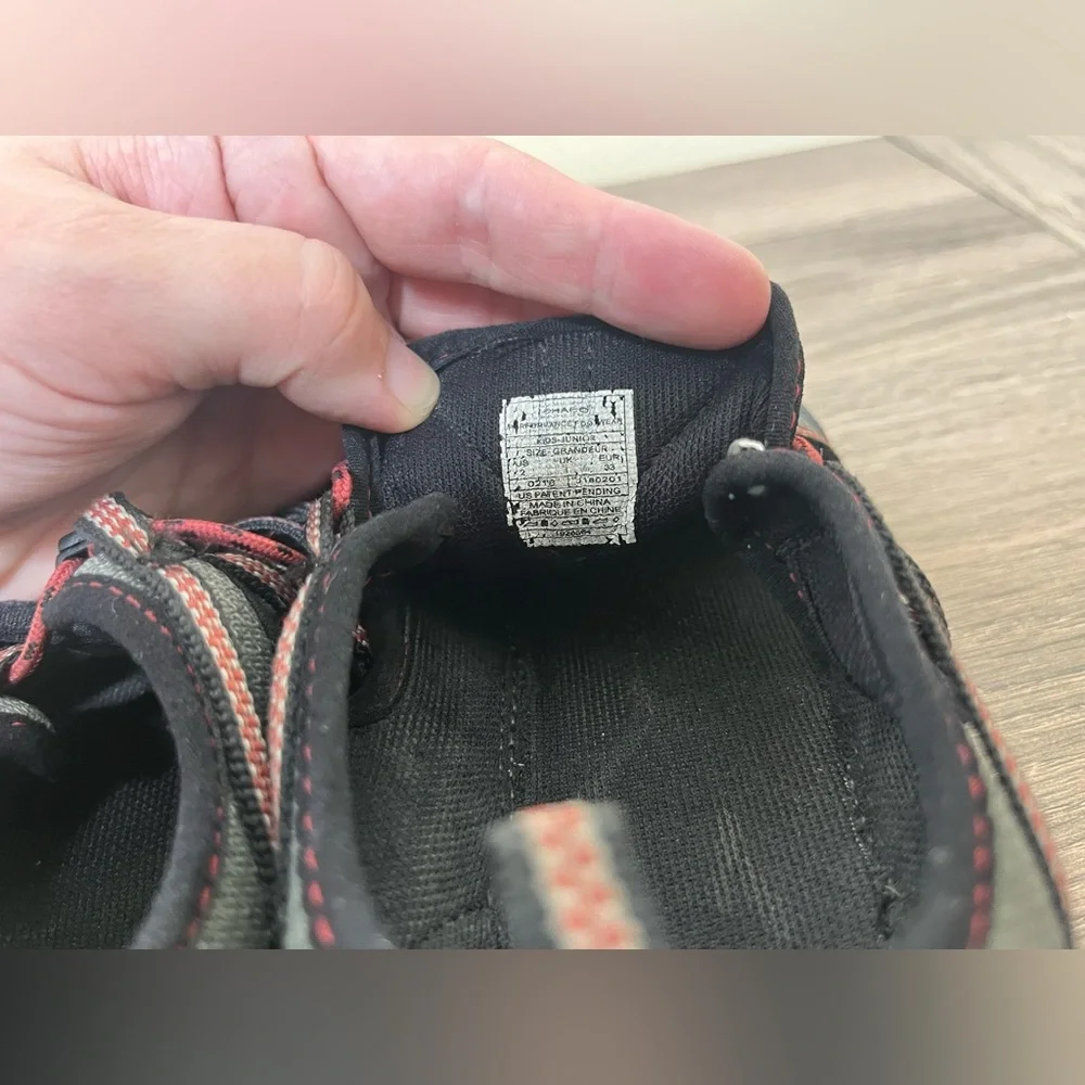 Chaco closed toe